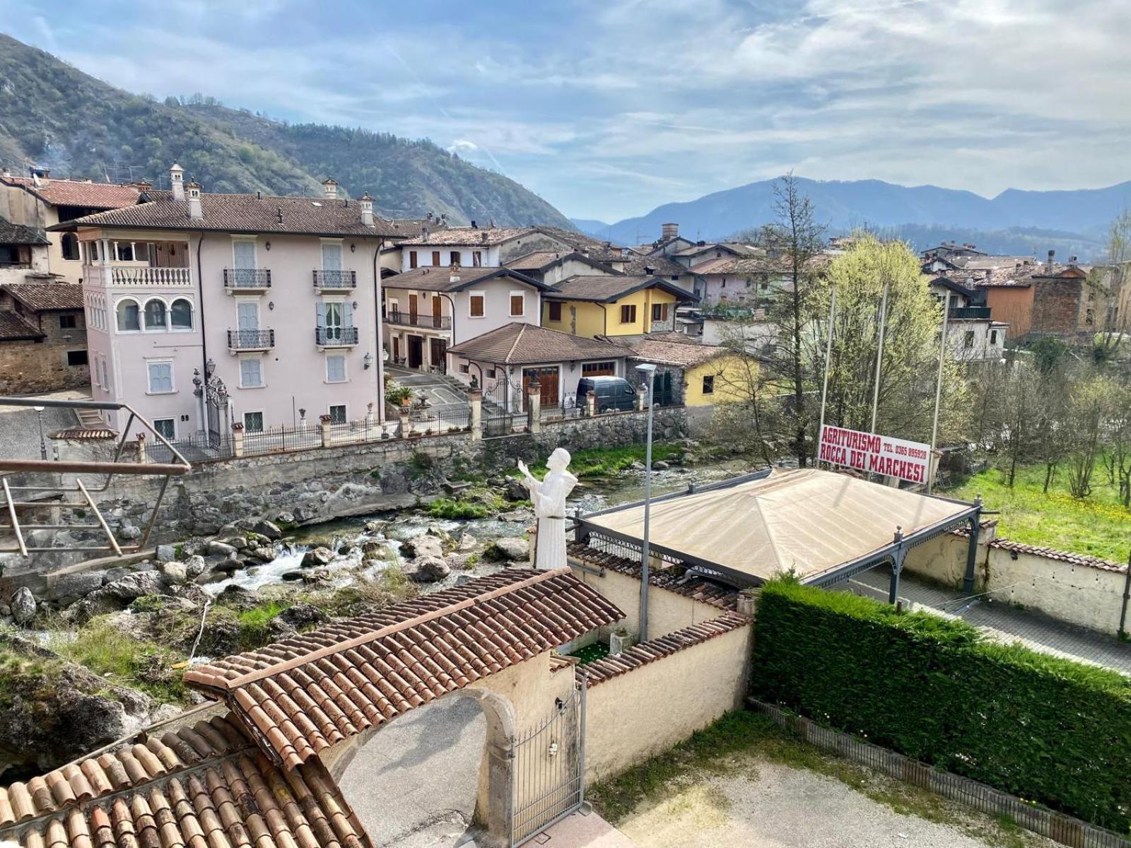 Agriturismo Rocca Dei Marchesi Sabbio Chiese Luaran gambar