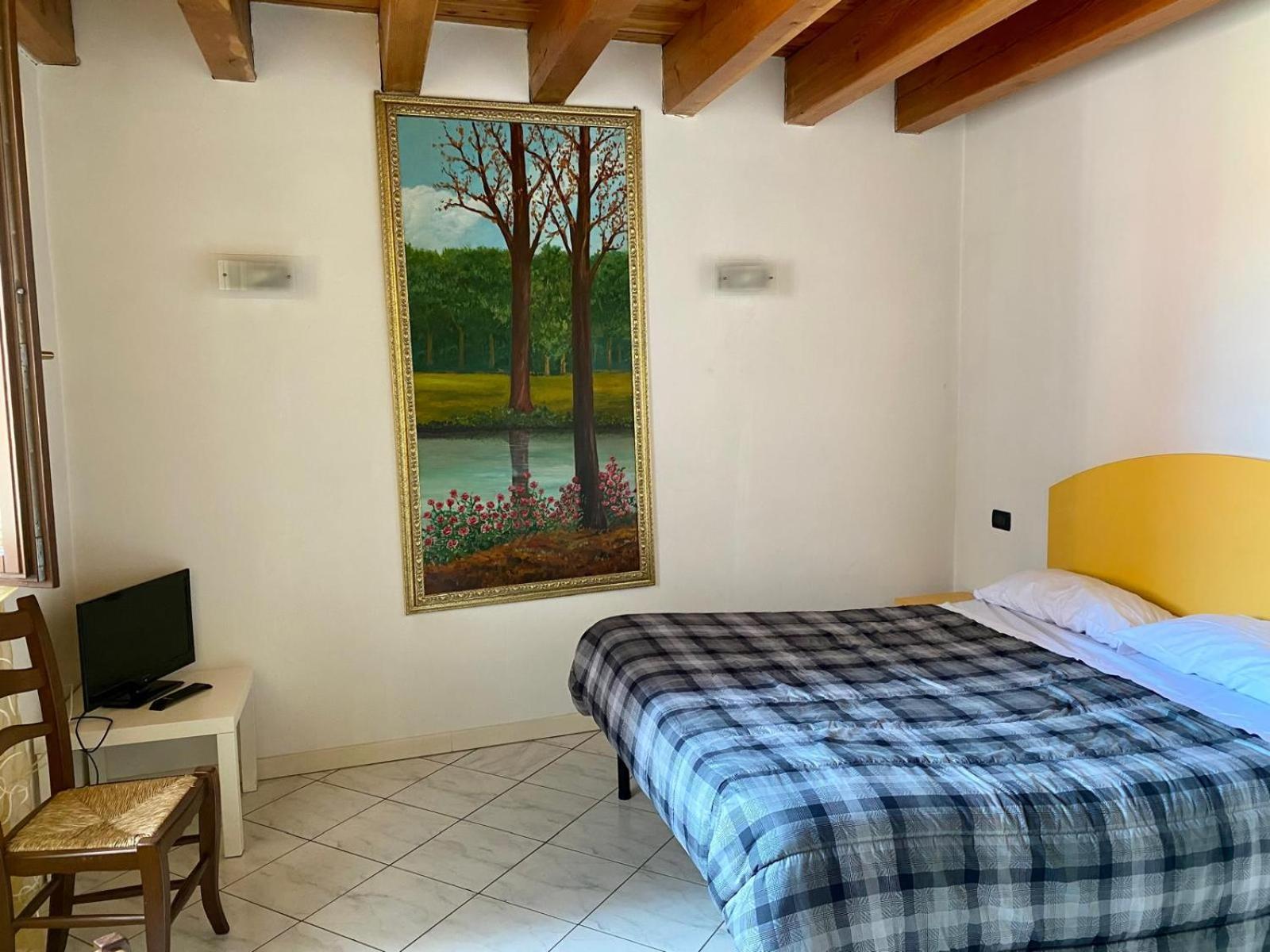 Agriturismo Rocca Dei Marchesi Sabbio Chiese Luaran gambar