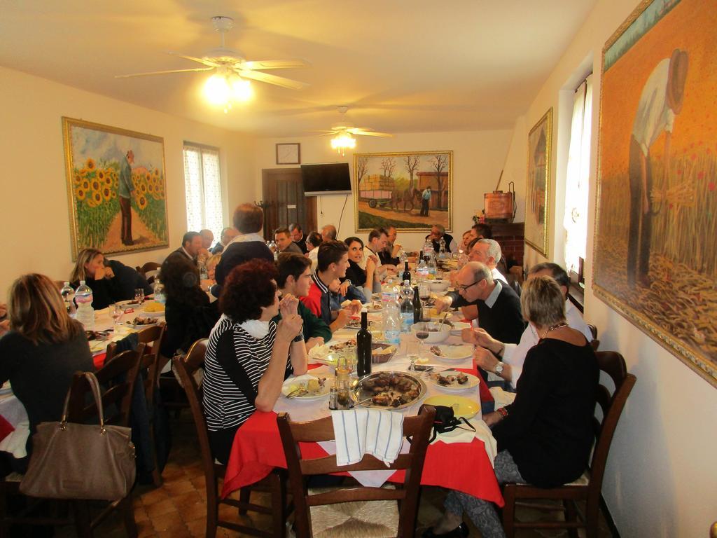 Agriturismo Rocca Dei Marchesi Sabbio Chiese Luaran gambar